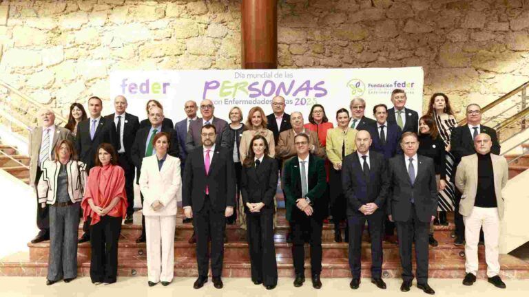 Su Majestad la Reina reafirma su compromiso con las enfermedades raras