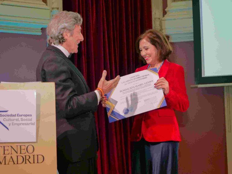 Fundación Isabel Gemio recibe el Premio Severo Ochoa al Mérito Sanitario