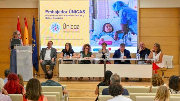 La Comunidad de Madrid lidera una red para el abordaje integral de las enfermedades minoritarias complejas en niños y adolescentes